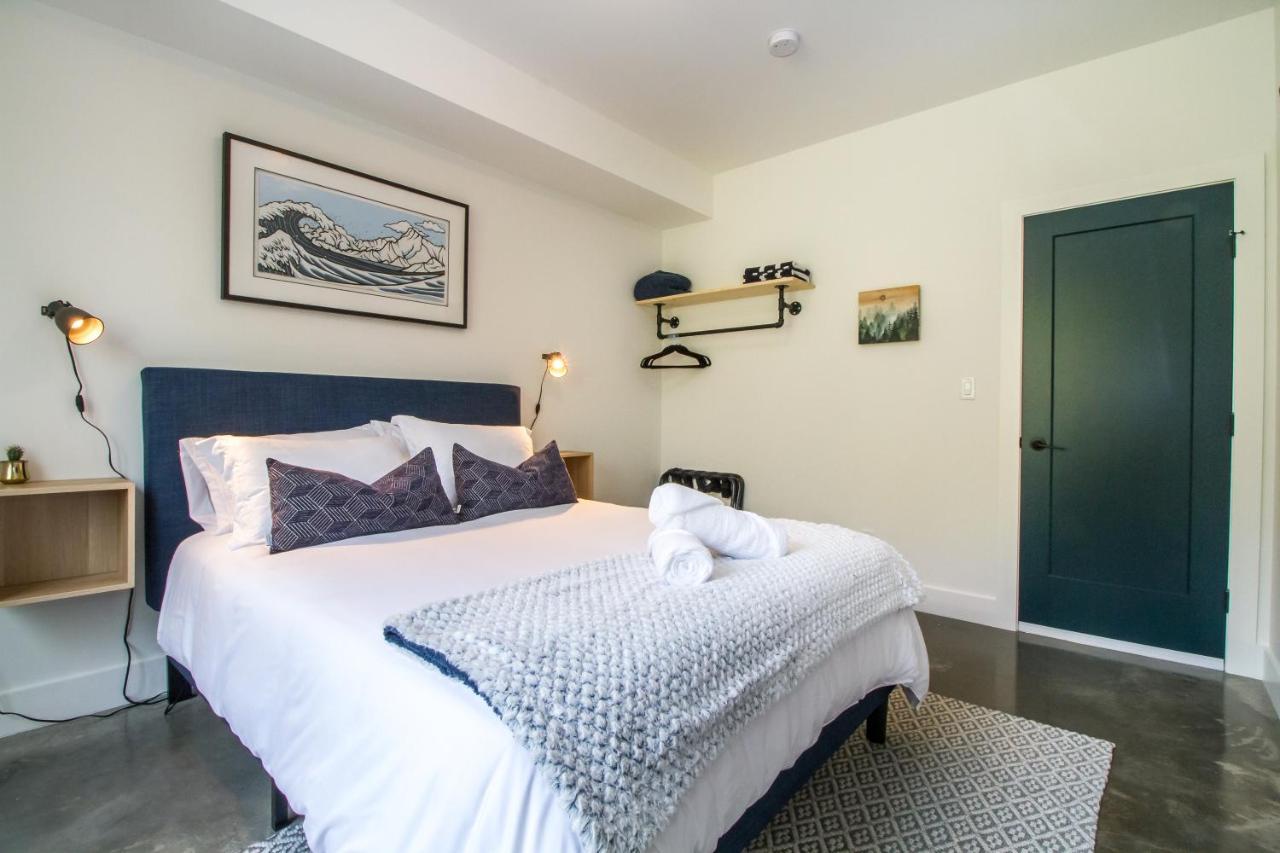 Arrows Edge Lodge Revelstoke Chambre photo